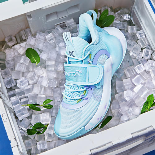 国产品牌 马卡龙配色加持透气鞋身,颜值爆炸还不贵的国产球鞋还有暗藏玩法