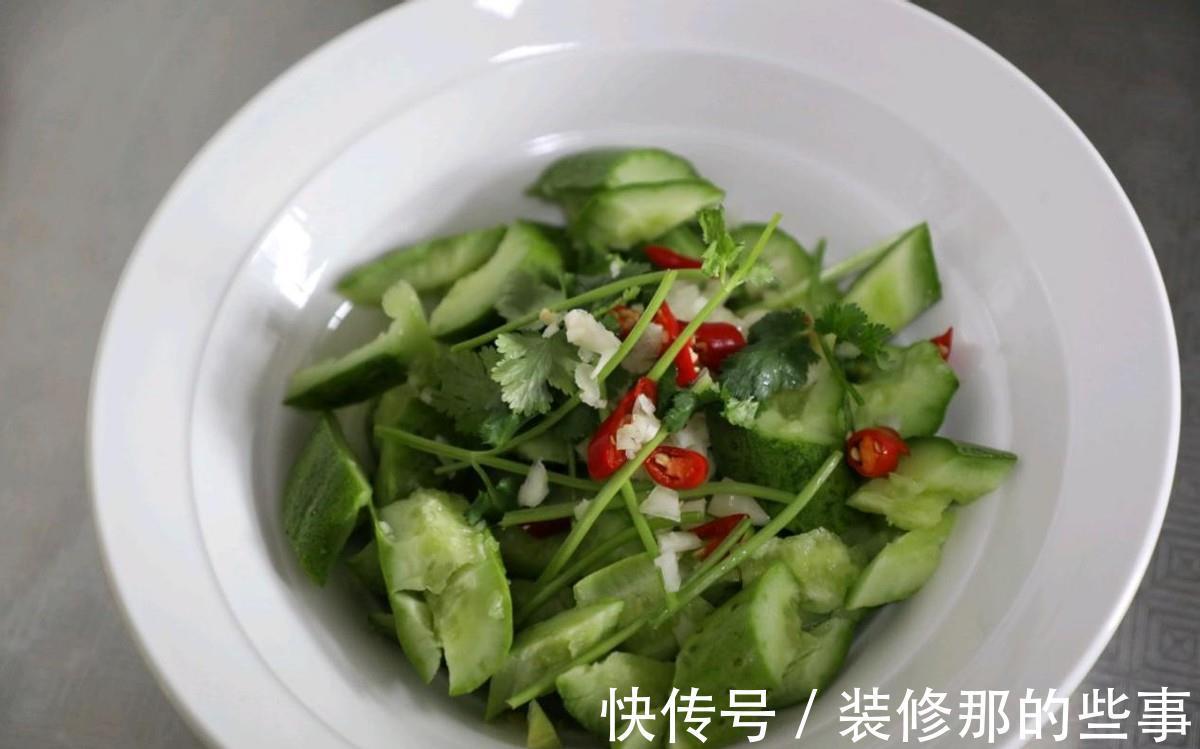 料汁|很简单的一道快手凉拌菜,清脆爽口又健康,开胃下饭