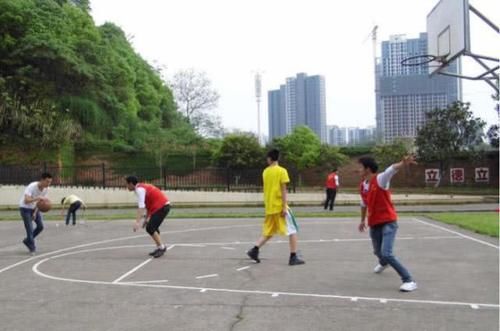 高考学霸之所以能成功，无非是因为他们做到了这几点，值得学习