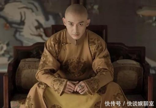 夏莲&乾隆对众人说:谁要能对出这对联,就能当状元,乞丐却对答如流!