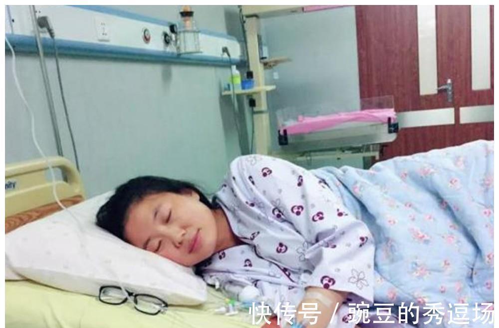 下体|分娩结束后,男医生又把手伸进产妇肚子里,别着急骂人是为了你好