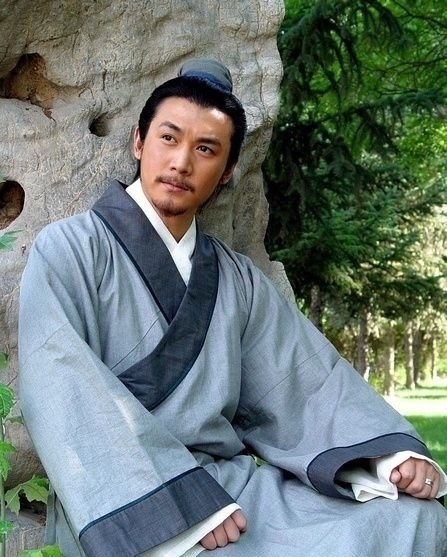 对联$千古绝对!上联“小偷偷偷偷东西”,下联真是太经典了!