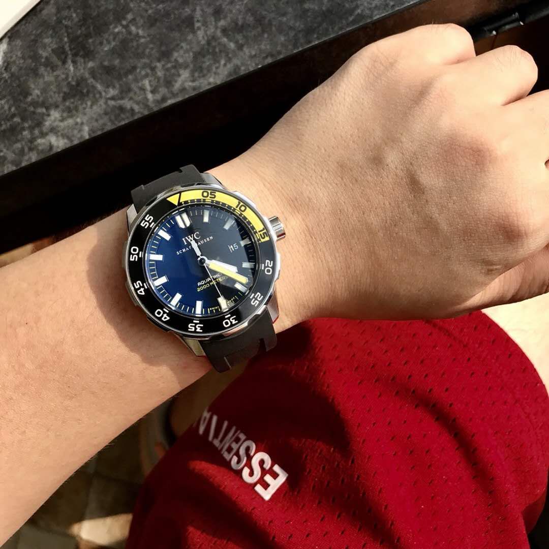 4万就可以拿到的潜水表，帝舵、万国和欧米茄，都很经典