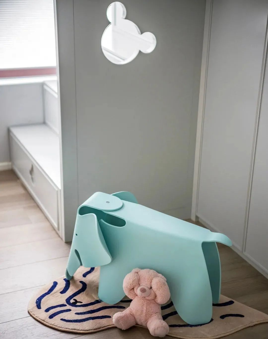 收纳|案例分享▏102㎡精致温馨三居,简约实用又富有小资情调的家