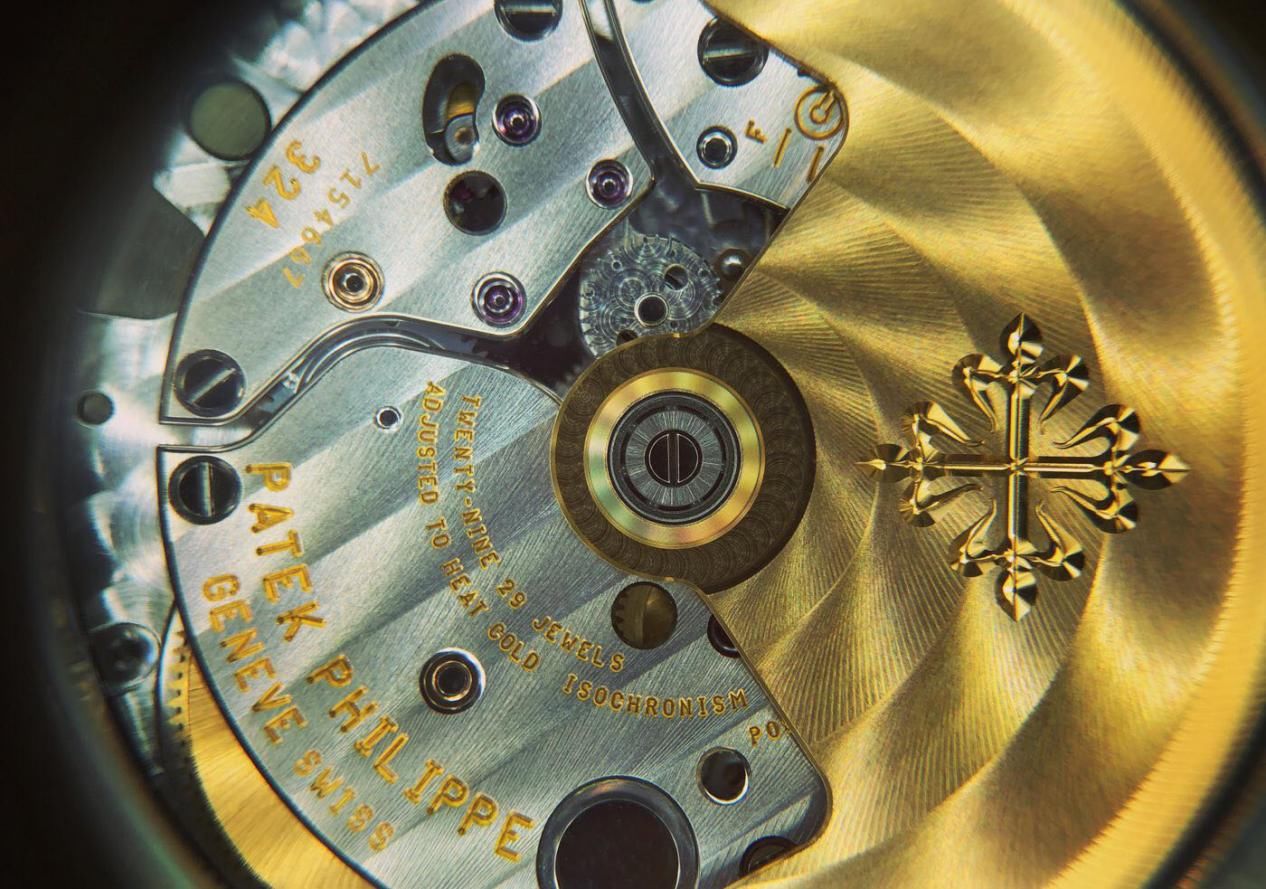 选手表专挑经典款，一块劳力士黑水鬼，一块百达翡丽鹦鹉螺