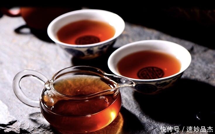 红茶|怎样判断茶叶过没过期?绿茶、红茶、白茶、黑茶请留心这些味道!