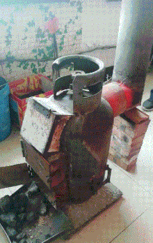 |搞笑GIF:带女朋友去动物园 我感觉好像被骗了