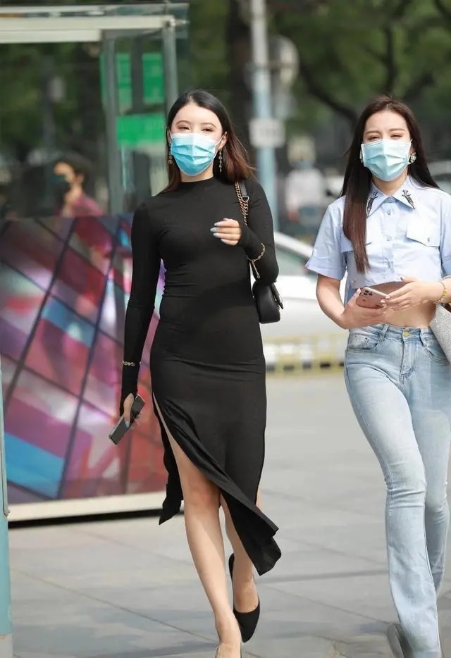 高跟鞋 时尚女人高跟鞋搭配黑色修身长裙,这种搭配太有气质了!