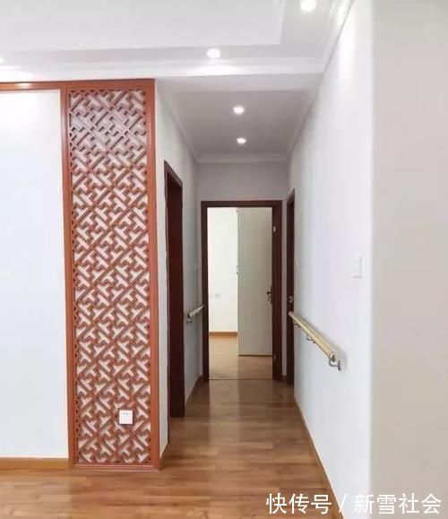 新房|花了四个月，新房硬装才结束，一进门鞋柜特实用，电视墙漂亮极了