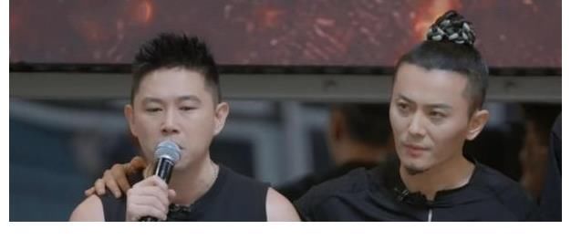 披荆斩棘的哥哥|《披荆斩棘的哥哥》部落面临重组,队长将换人,布瑞吉推荐陈小春