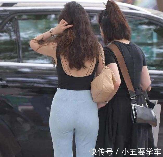 背心 打底裤支持百变风格，突出青春气息，好看不过时！