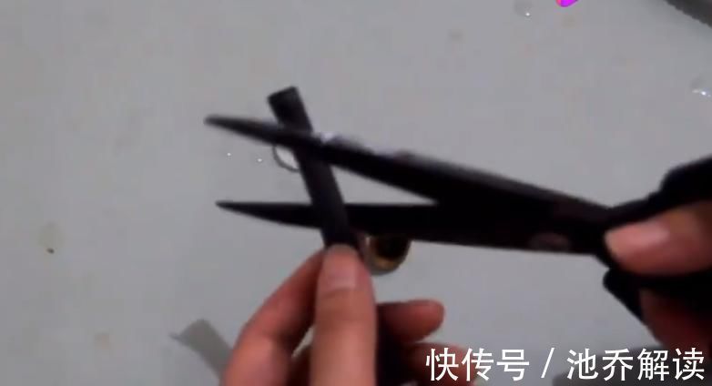 疏通|淋浴头堵塞还漏水?不要急着换,教你不花一分钱,轻松解决