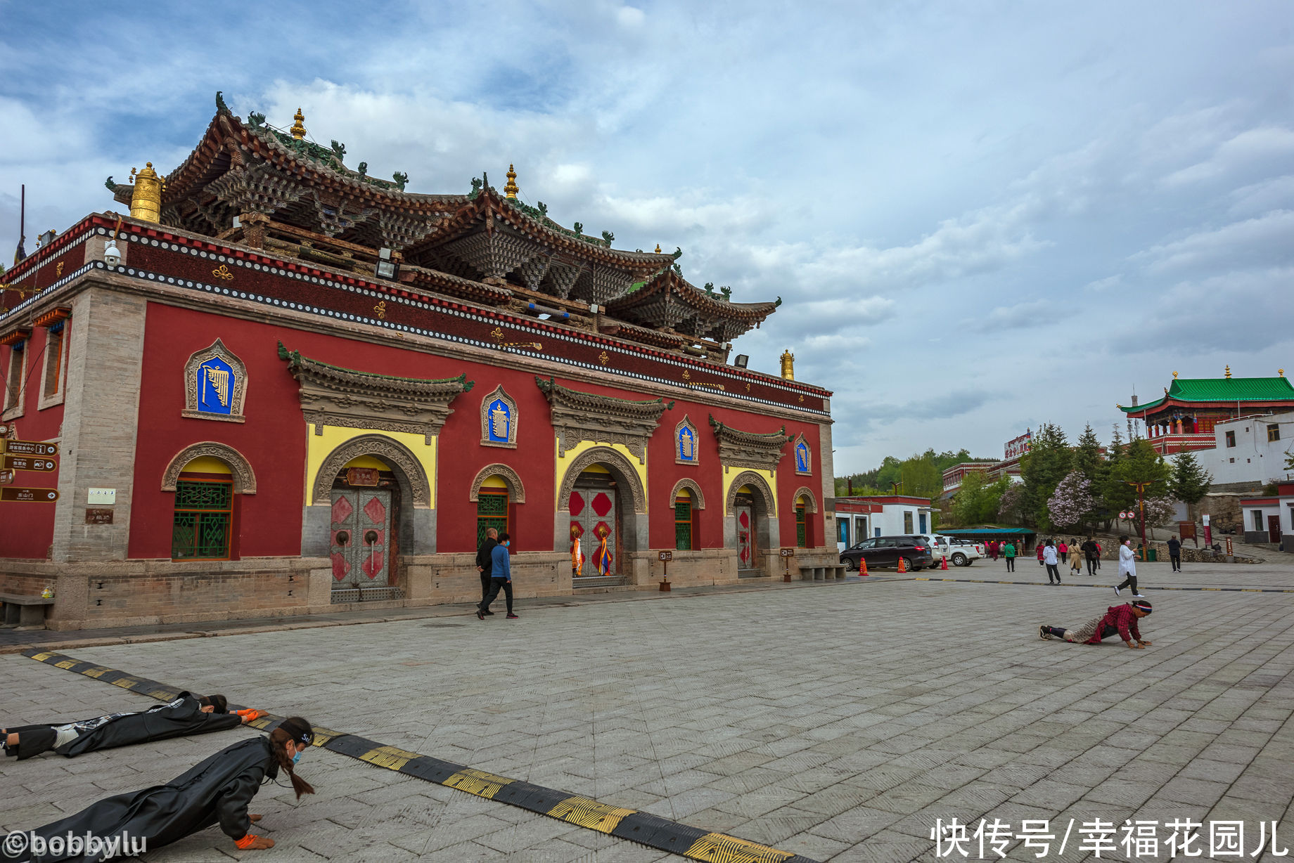 魅力|错的时间去了对的地方，一场太阳雨后，彩虹下目睹了塔尔寺的魅力