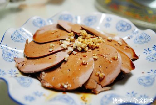 睡眠质量|失眠的“诱因”被揪出,4种食物餐桌常备着,或能让你沾床就睡!