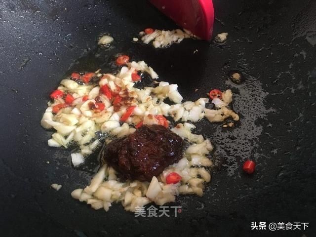 电饭煲焖饭必须有姓名!饭菜一锅出,做法又简单,太香了