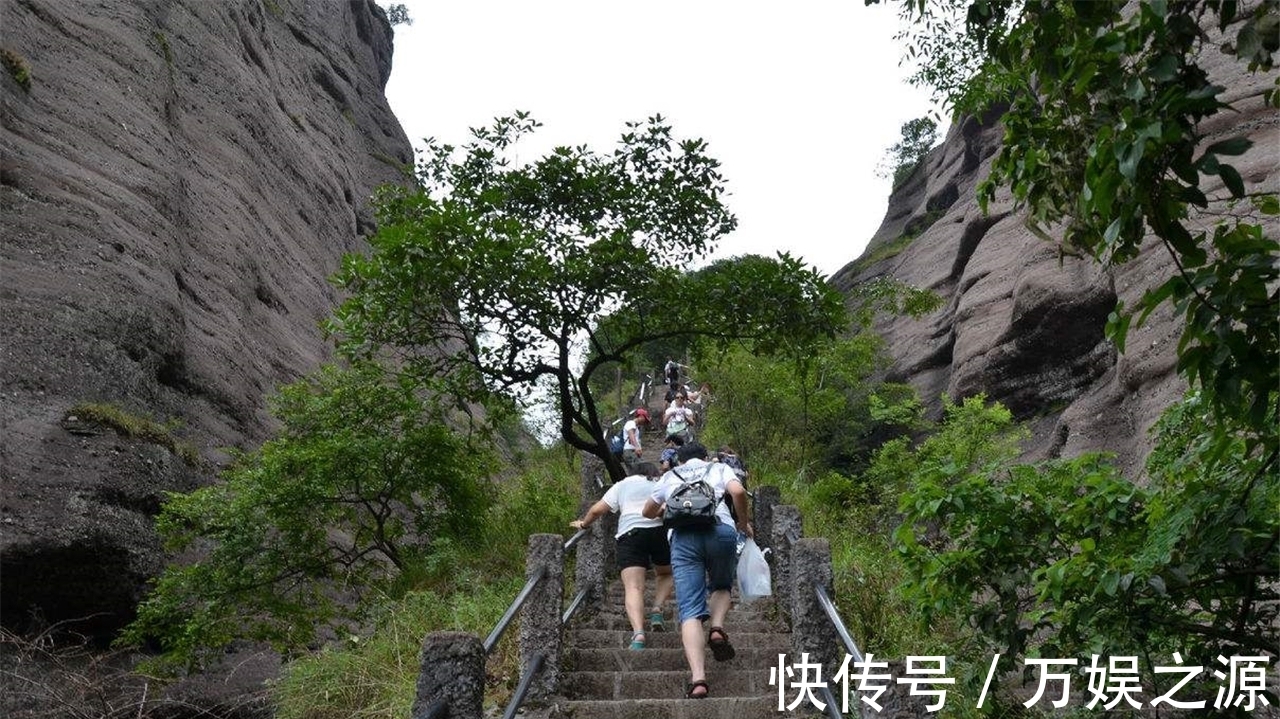 动作|膝盖不好的人,少做这些动作,一个比一个伤膝盖!很多人在做