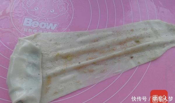 奶奶拿手的“香酥牛肉饼”,吃了10年没吃腻,香到没朋友