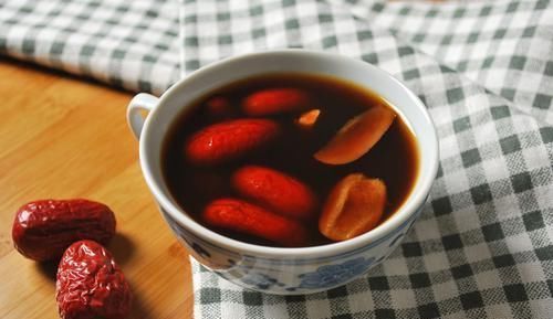 桂圆|“养血就是养命”！一个简单食疗方，每天喝点，给身体补充正能量