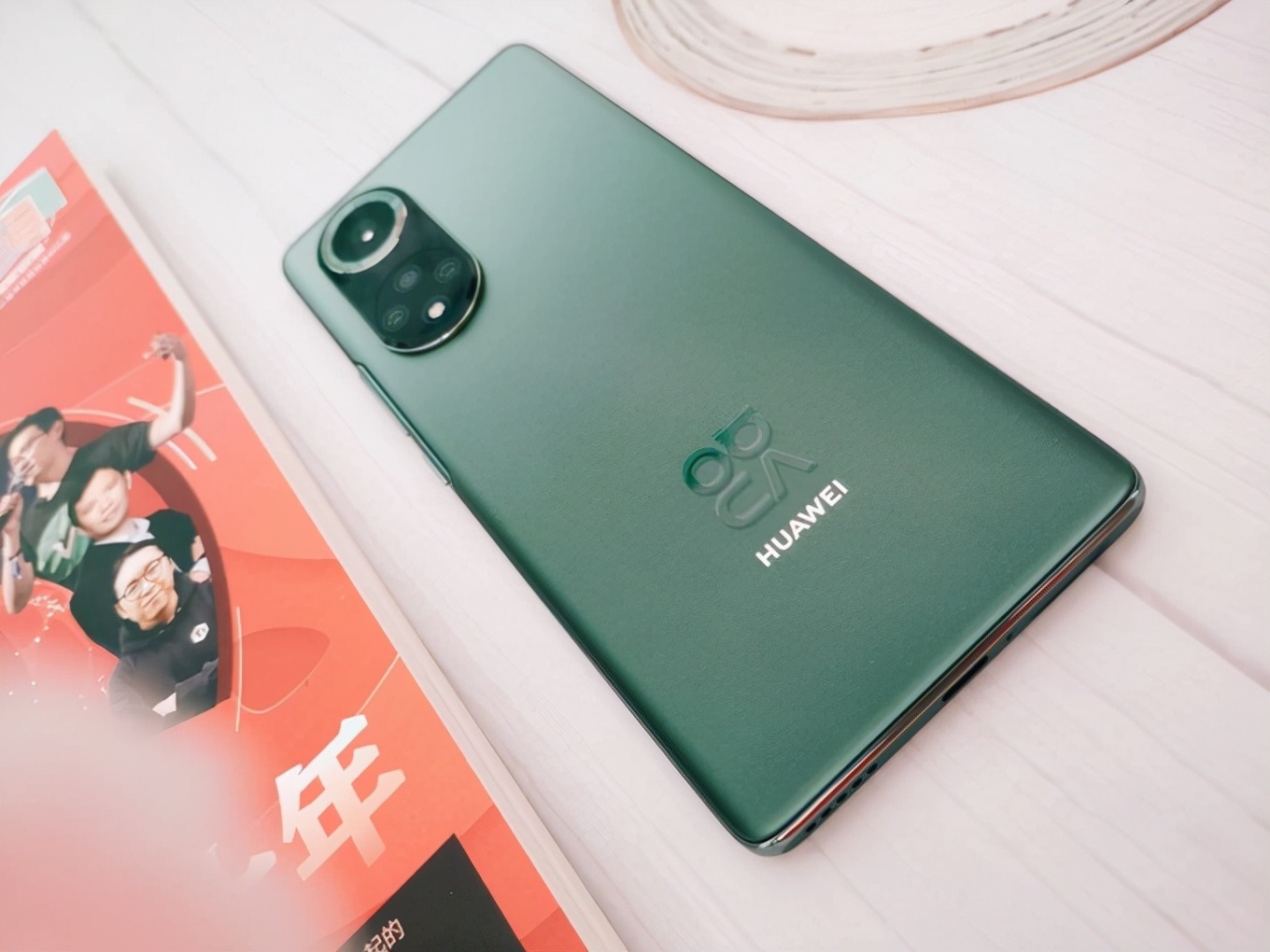 5g网络|华为也开始力不从心，120Hz+100W快充+鸿蒙OS，跌至2000档