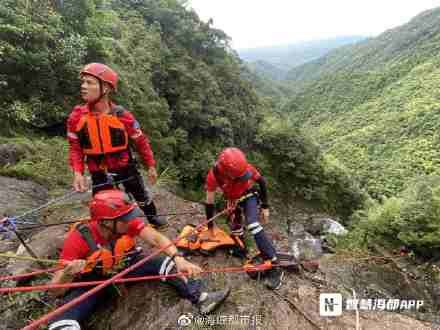 闽侯凌云瀑布暴雨一人溺亡