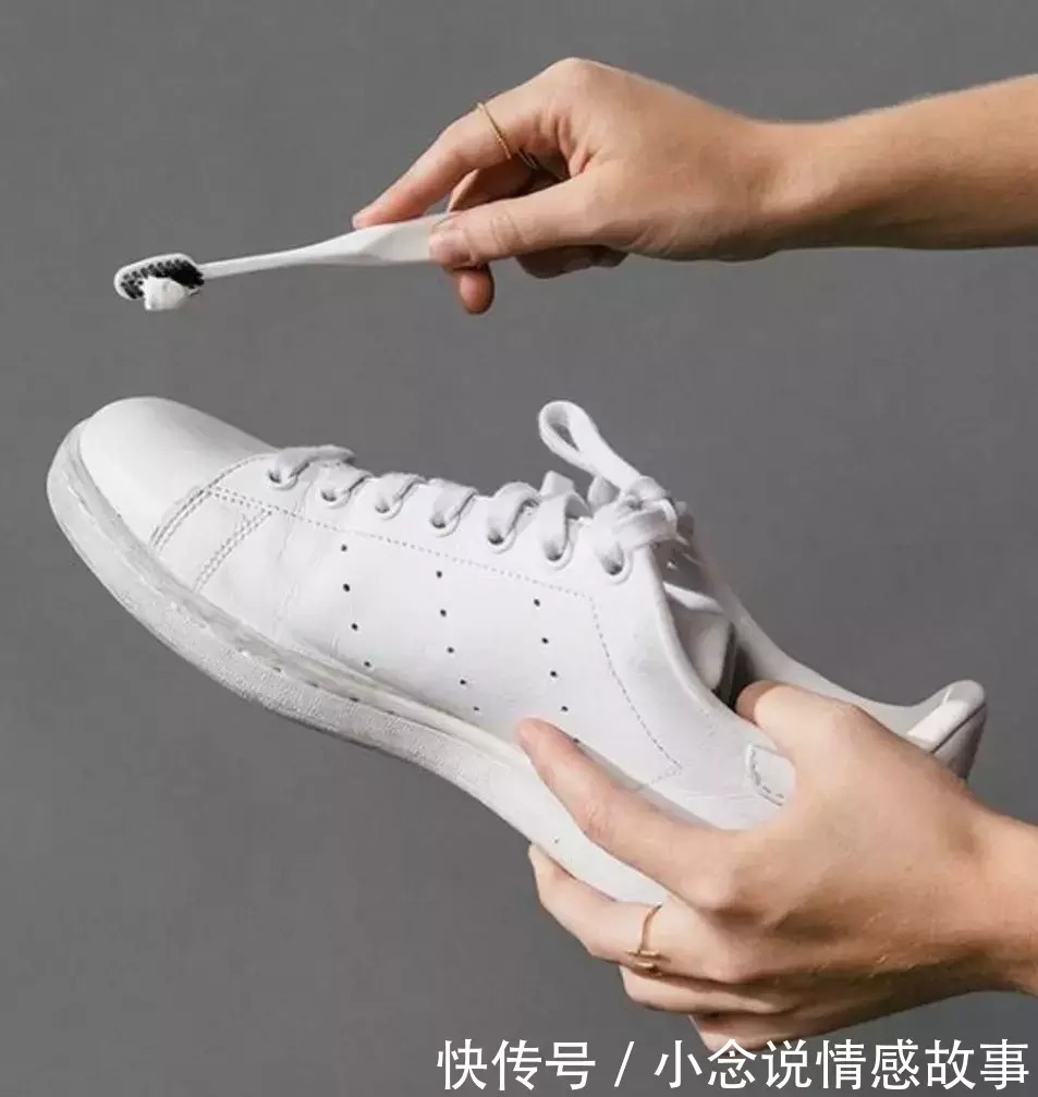 牙膏皮不要扔,剪一剪放厨房,解决了很多问题