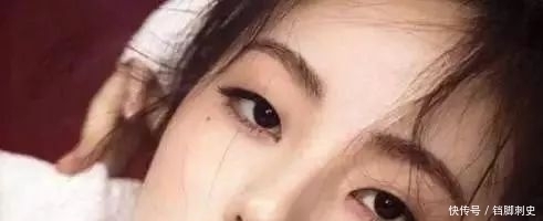 刘雯金高银都是单眼皮,怎么就比你好看?还得靠这个眼妆小秘诀