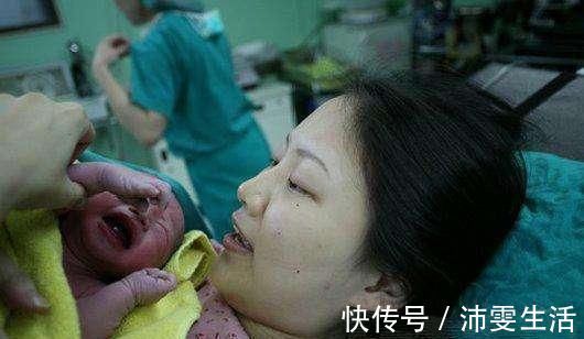 分娩|顺产分娩的真实记录婴儿出生时的瞬间,让人激动不已