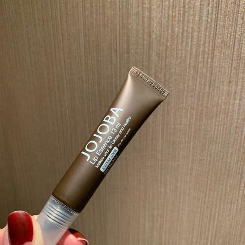 唇膏|用过100支唇膏,最好用的真不是凡士林,这四支让沙漠唇告别干裂