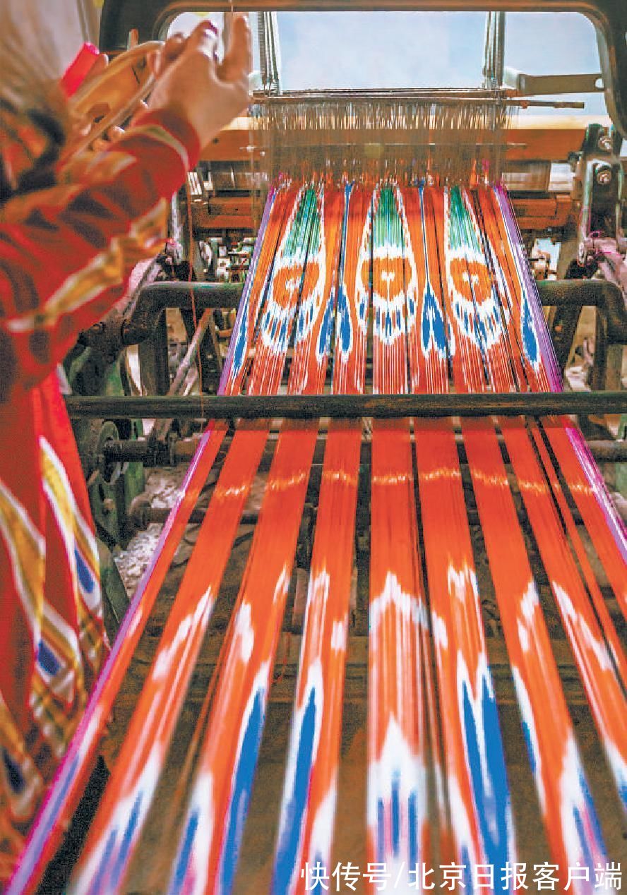 丝织品@连接东西方的艾德莱斯绸