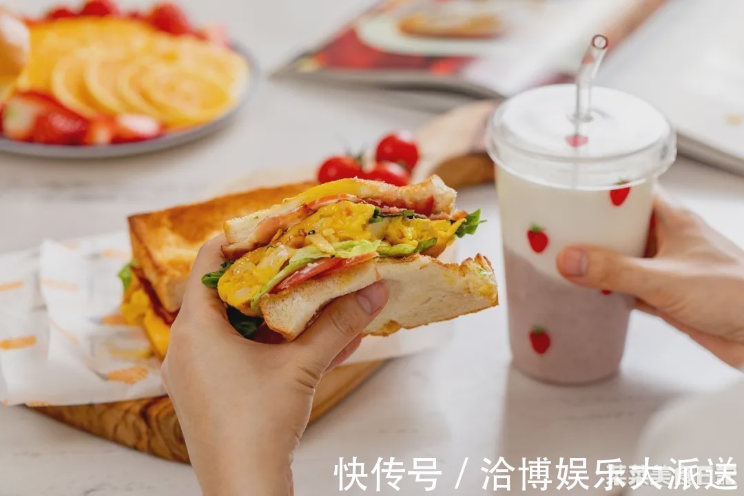 新晋网红美食！在家有个平底锅就能做，哪还用出去排队吃