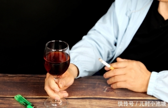 上涨|74岁大爷养骨半年,骨密度慢慢上涨,这2件事值得学习