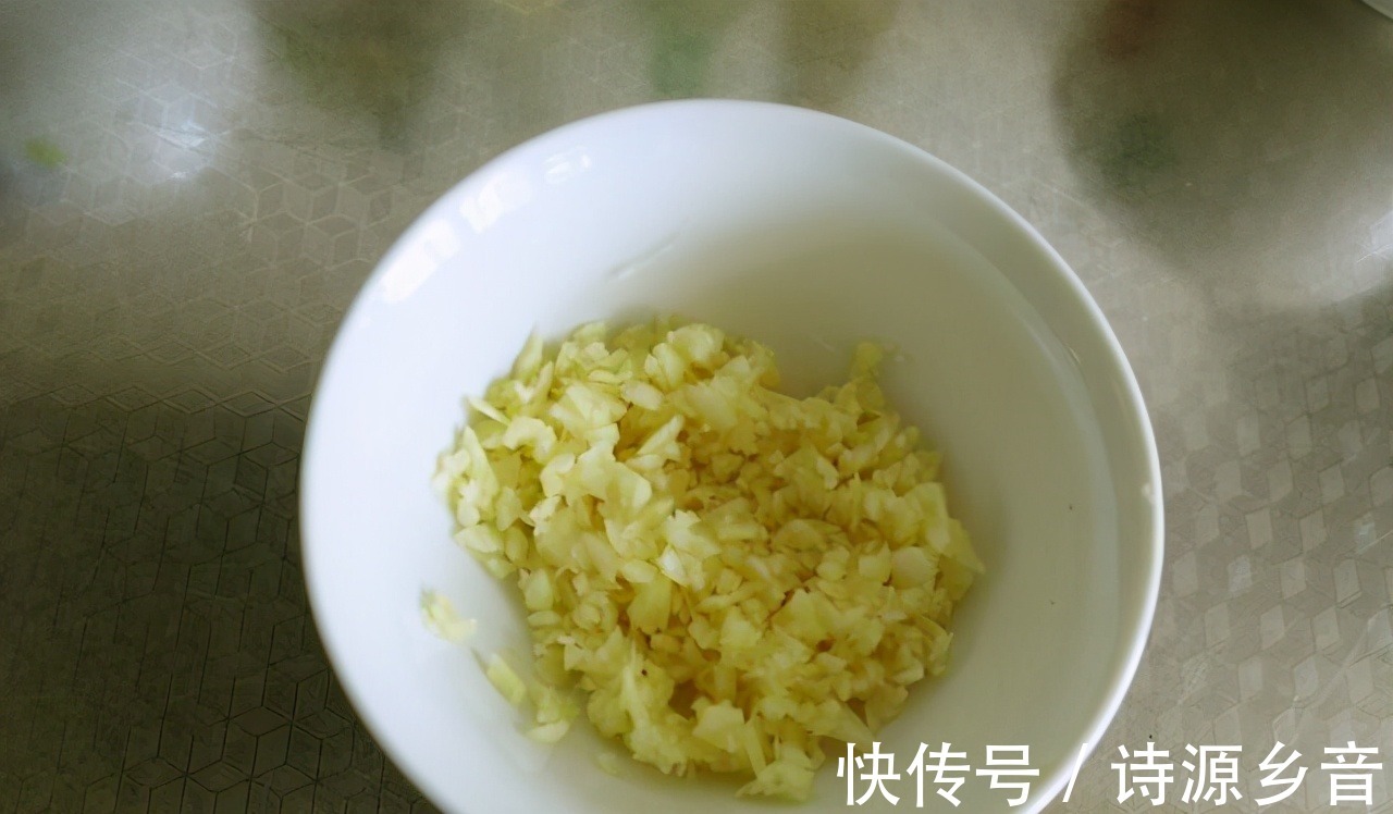 开胃|剁椒搭配鱼头，麻辣过瘾，但是特别开胃！