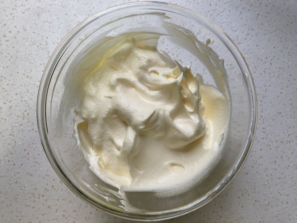 最近孩子迷上了这小饼,不加一滴水不加一滴油,酥脆可口,太香了