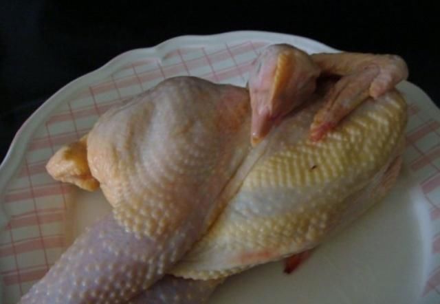 亲爱的|做白切鸡，千万不要直接煮，牢记这3点，鸡肉不干柴，又香又嫩