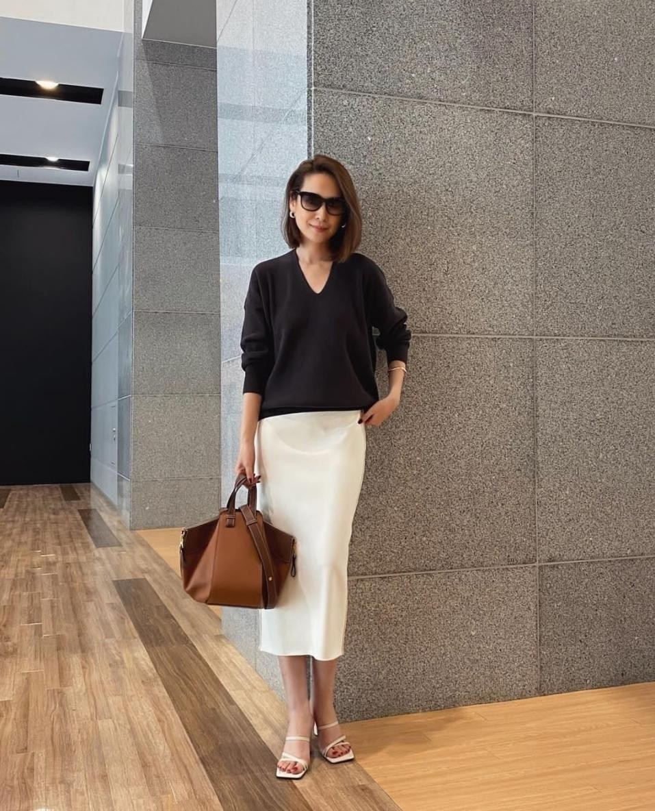 舒适感|50+的女人该明白了,学会为搭配做“减法”,你才能美得高级