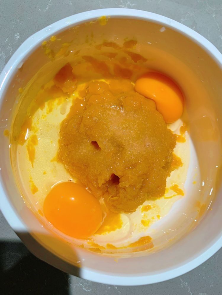 自制营养主食：红枣南瓜糕，营养美味，口感细腻，香甜适中哦
