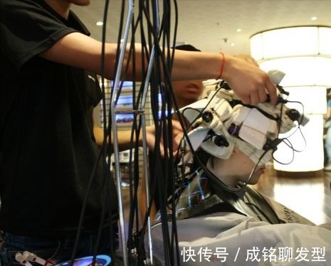 冷烫|数码烫、陶瓷烫、冷烫、快速烫的区别在哪里?烫发时如何选择?