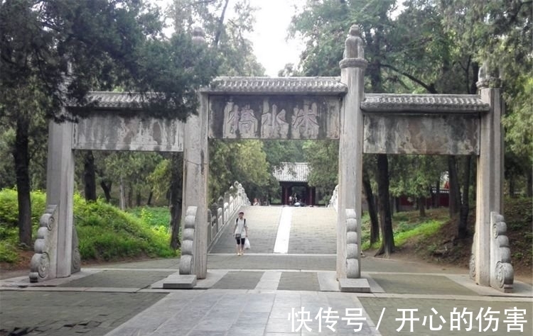 孔圣人@10年前，专家挖开孔子后代墓，打开后：1千年了，终于真相大白