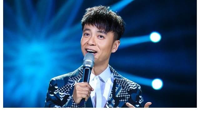 刚成为“好声音”导师,就能培养出冠军学员,为何李克勤这么成功