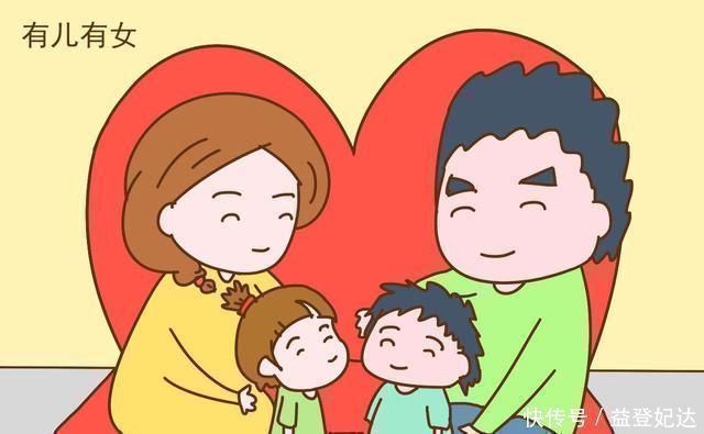 起床|1岁弟弟叫姐姐起床,悄悄用手去抠姐姐的手臂,后一秒家长笑岔气