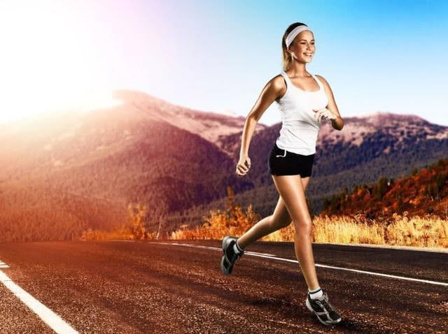 走路锻炼|走路锻炼好处多,但有4个“坑”别踩,以免自讨苦吃