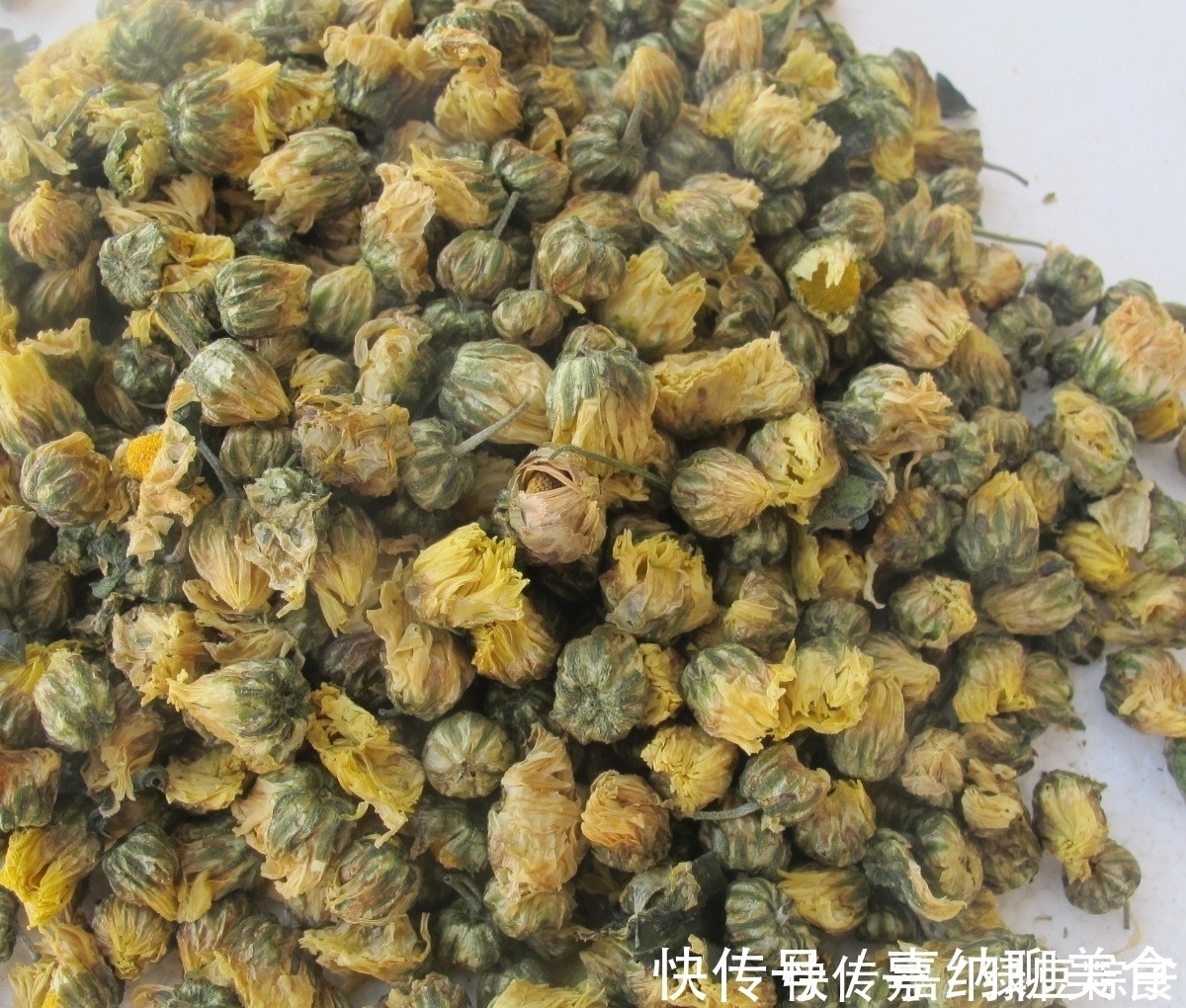 枸杞|泡枸杞多加这“1味”，明目护肝又排毒，给身体来个大扫除