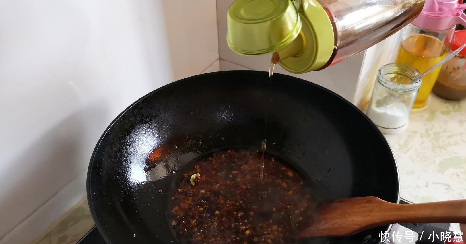 花生米|1块鸡胸肉, 1把花生米, 小媳妇往锅里一丢, 下酒又下饭, 一大盘不够吃