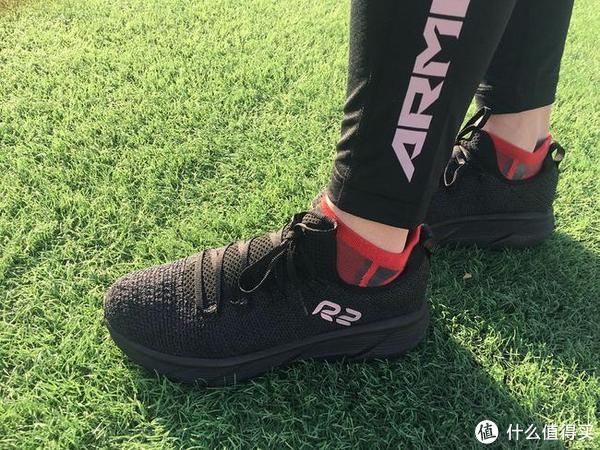 陪跑|蛋说无妨 篇二十:从夏日赤道红到冬日无极黑,R2陪跑一整年