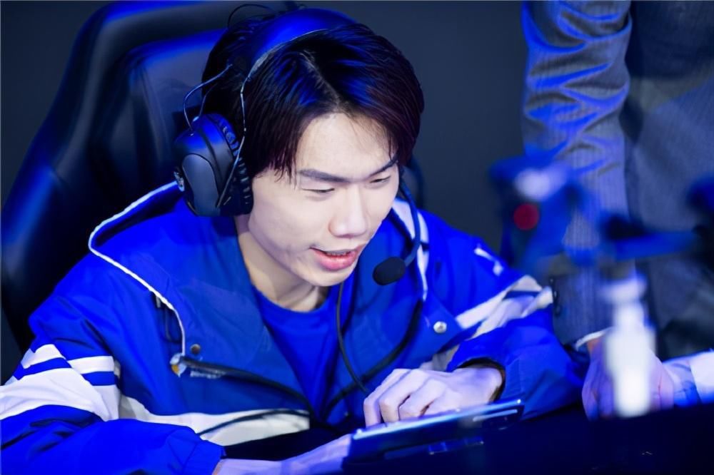 大鹅|王者荣耀：eStar2：3输LGD大鹅，一个致命缺点暴露！