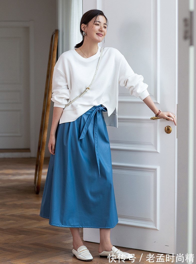 搭配|卫衣已经成为常见的搭配单品,上身自带随性慵懒的调调