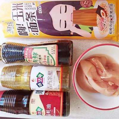 鸡丝|夏天没胃口吃个鸡丝凉面