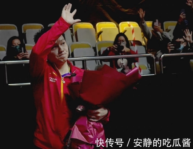 输球|樊振东过生日输球,刘国梁送拥抱,拍脸安慰:你已经证明了自己