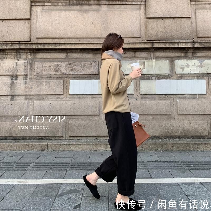 区别|穿卫衣别配紧身裤了，学38岁博主配“气球裤”，阿姨与姐姐的区别