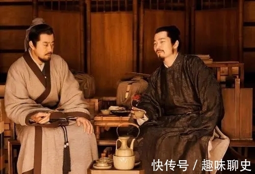 乾隆#此人对出下联:似曾相识燕归来,成就了一首千古名作